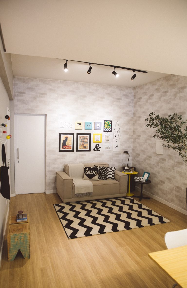 Tipos de luminárias: spots e plafons - Casa das Amigas