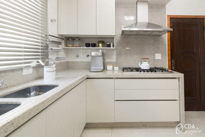 Qual pedra escolher para a bancada da cozinha?